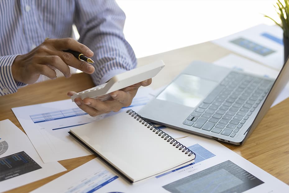 Consultoria Financeira para Profissionais da Saúde: Ajustando as Contas Após as Férias