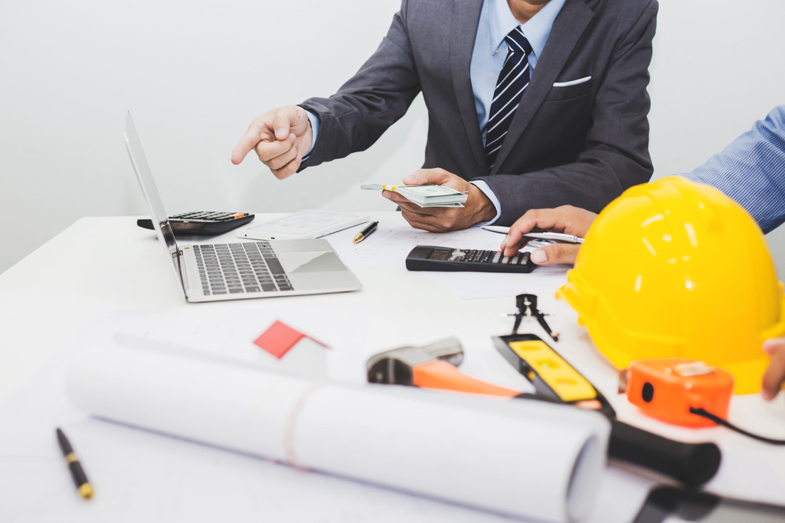 Consultoria financeira para engenheiros: Por que buscar ajuda especializada é essencial